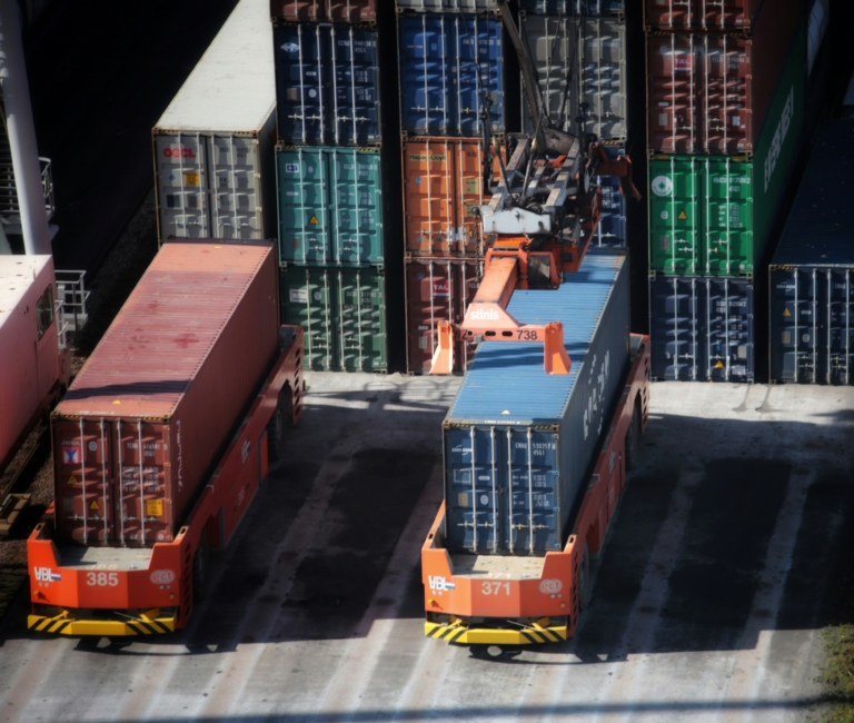 Automatisation logistique : quelles compétences humaines pour réussir la transformation ?