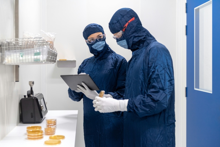 Grille des salaires de l’industrie pharmaceutique en 2026 : quel budget pour recruter ?